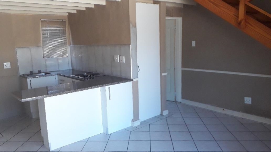 To Let 1 Bedroom Property for Rent in Humewood Eastern Cape